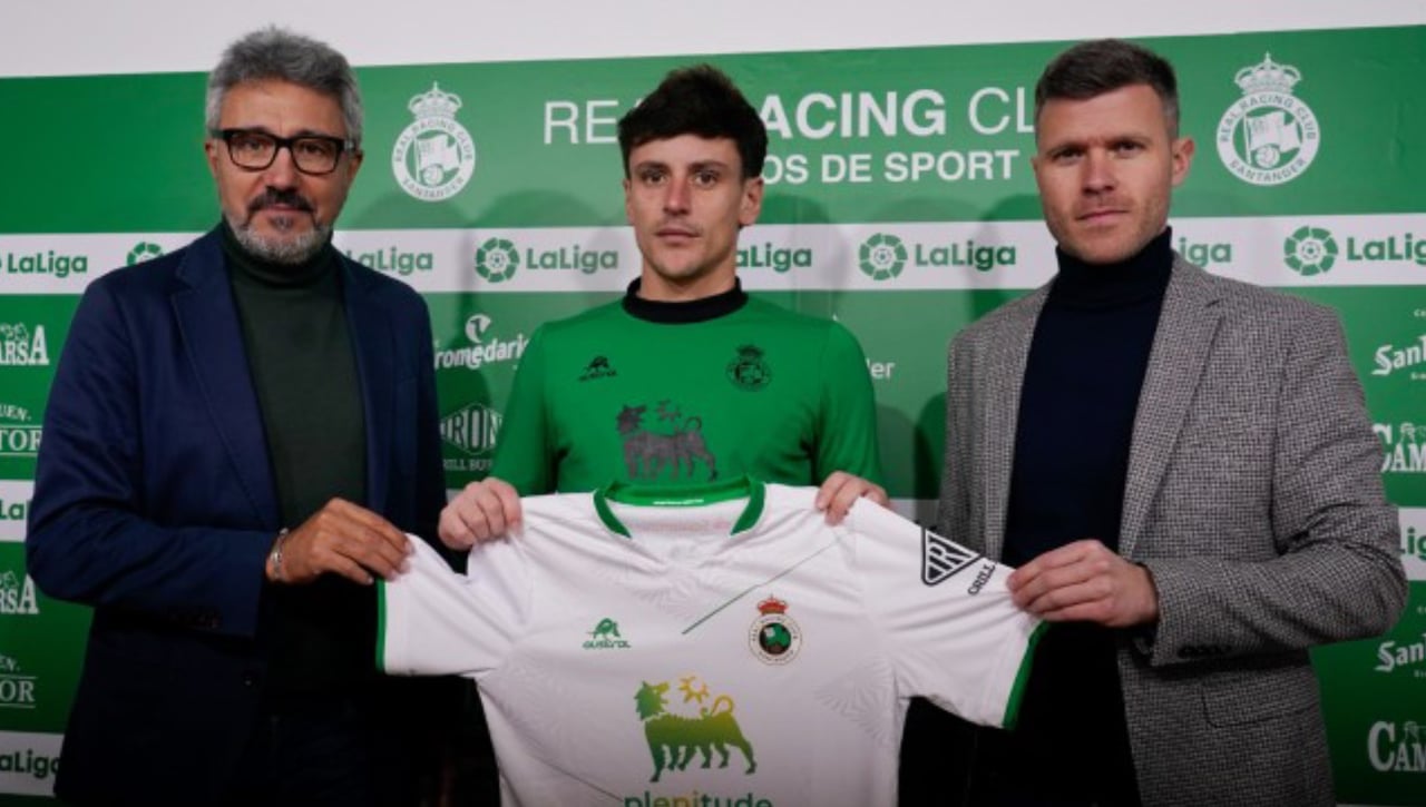 El Racing presenta a Sangalli y trabaja en otro fichaje y una baja