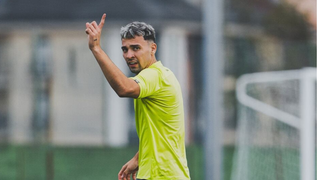 Arana tiene su futuro decidido: "Defiendo los colores del Racing pero Las Palmas es mi equipo"