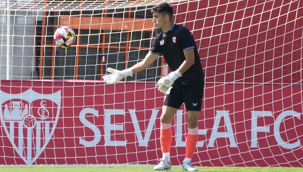 ¿Qué pasa con Alberto Flores en el Sevilla?
