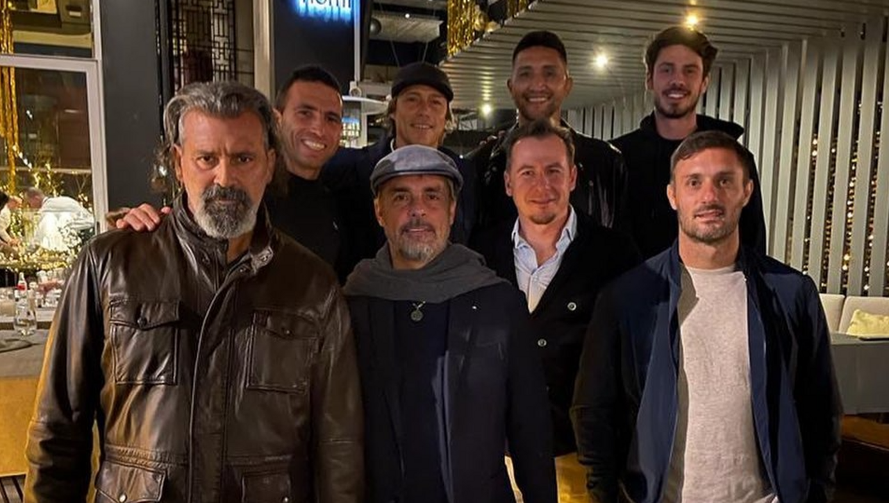 De ésta no puede pasar... pero a distancia