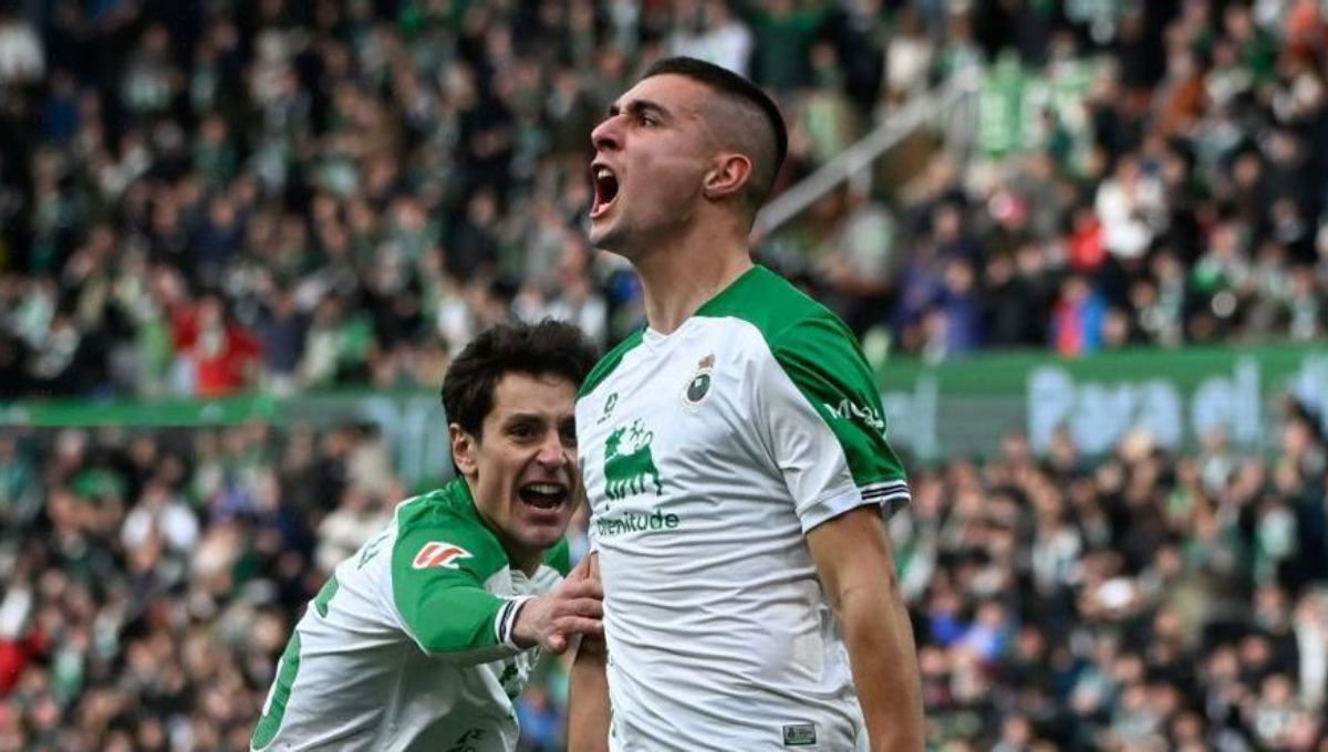 Karrikaburu da la razón al Racing