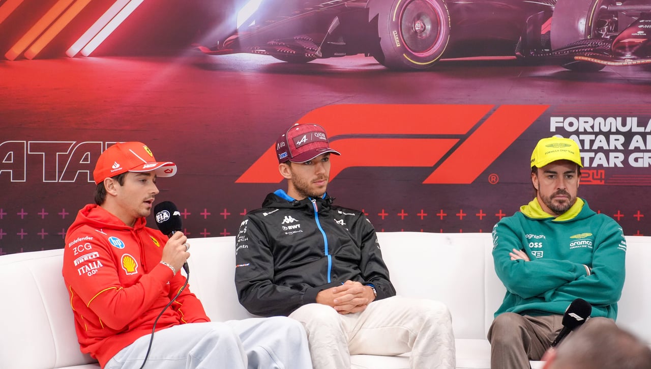 Fernando Alonso, abandonado a su suerte en Qatar