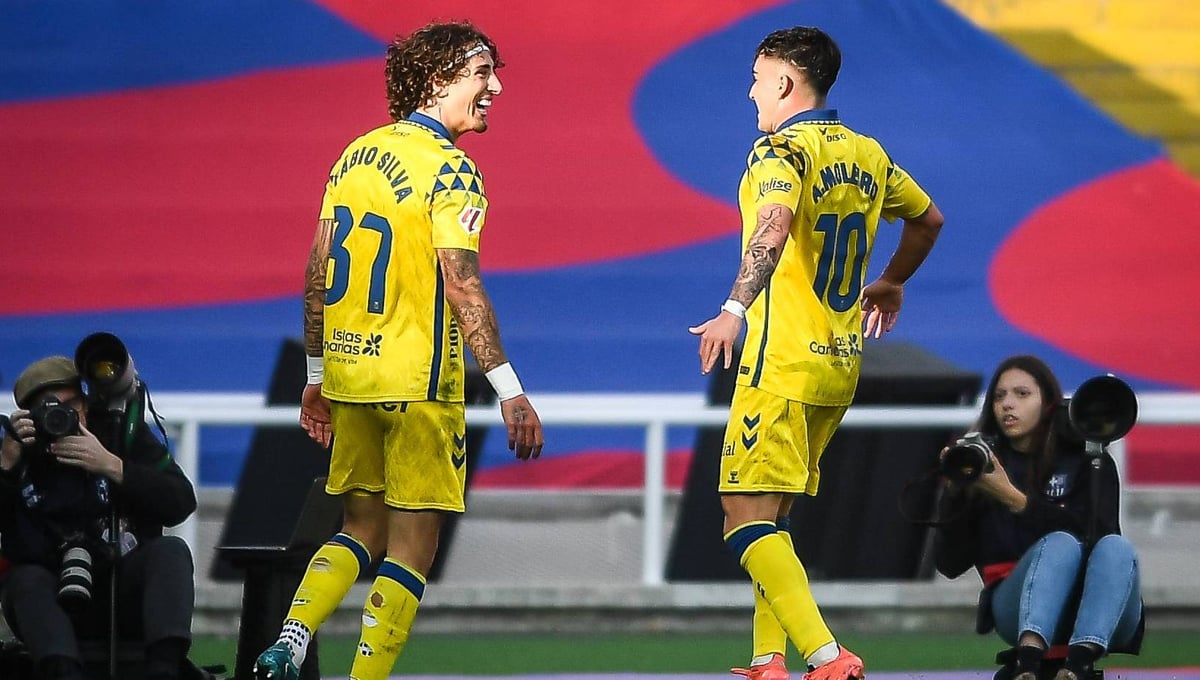 Apuntan a Fabio Silva y Panichelli