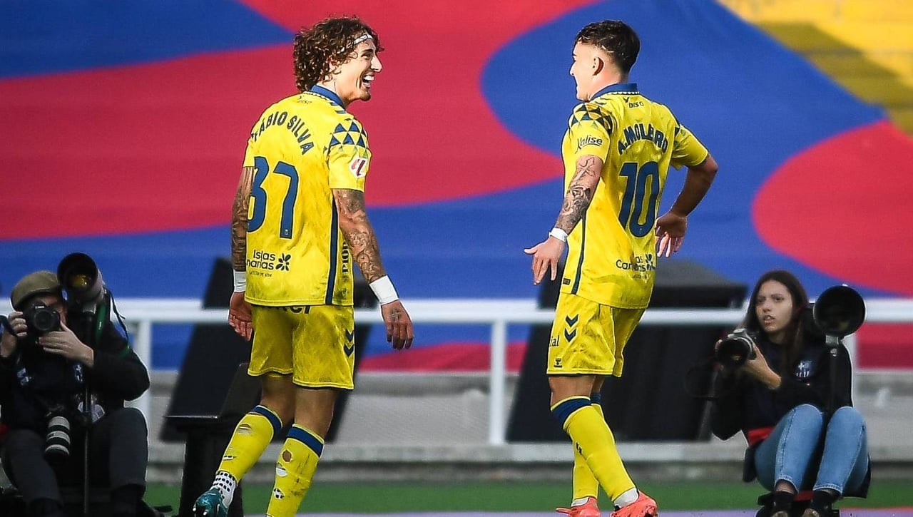 Apuntan a Fabio Silva y Panichelli