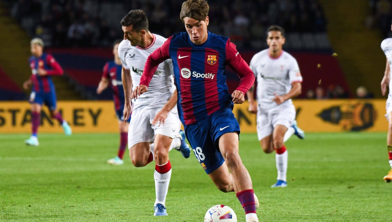 Marc Guiu, una oportunidad gracias a Vitor Roque