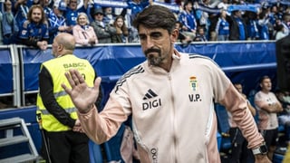 Paunovic se moja con la polémica del Oviedo - Levante: "El árbitro no debería estar ahí"