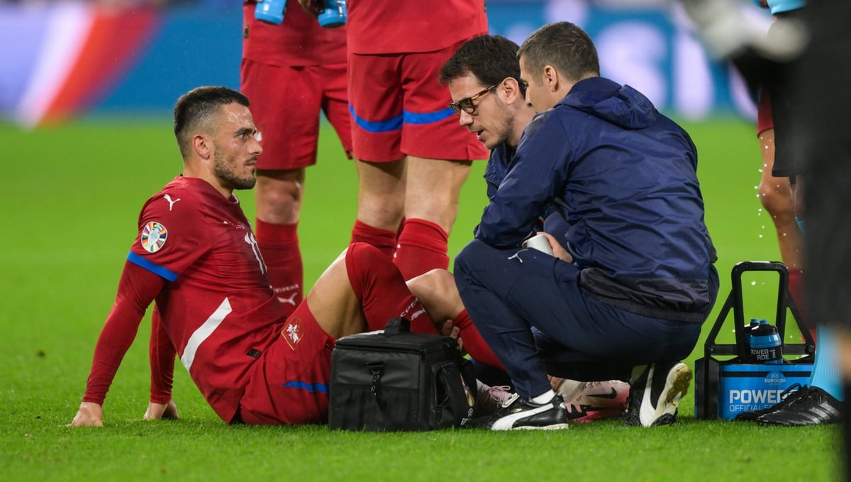 ¡Se daña el ligamento de la rodilla y tiene que abandonar la Eurocopa!