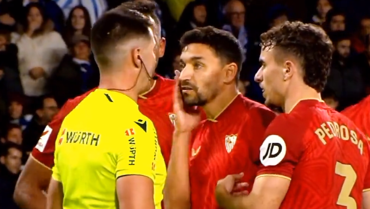 Jesús Navas, su gesto y los casos similares de Barça y Madrid que se van sin castigo