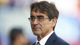 Fernando Vázquez, fuera de peligro