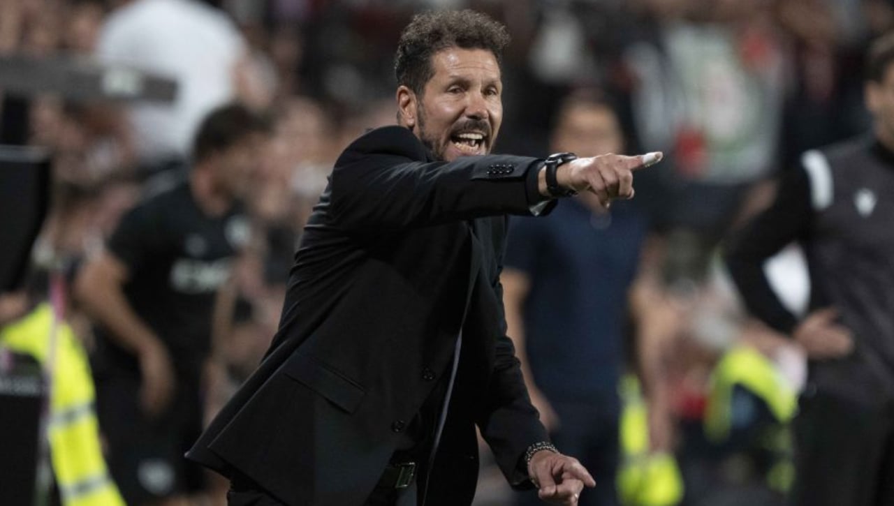 Simeone insiste en el mercado: "No estoy nunca tranquilo"