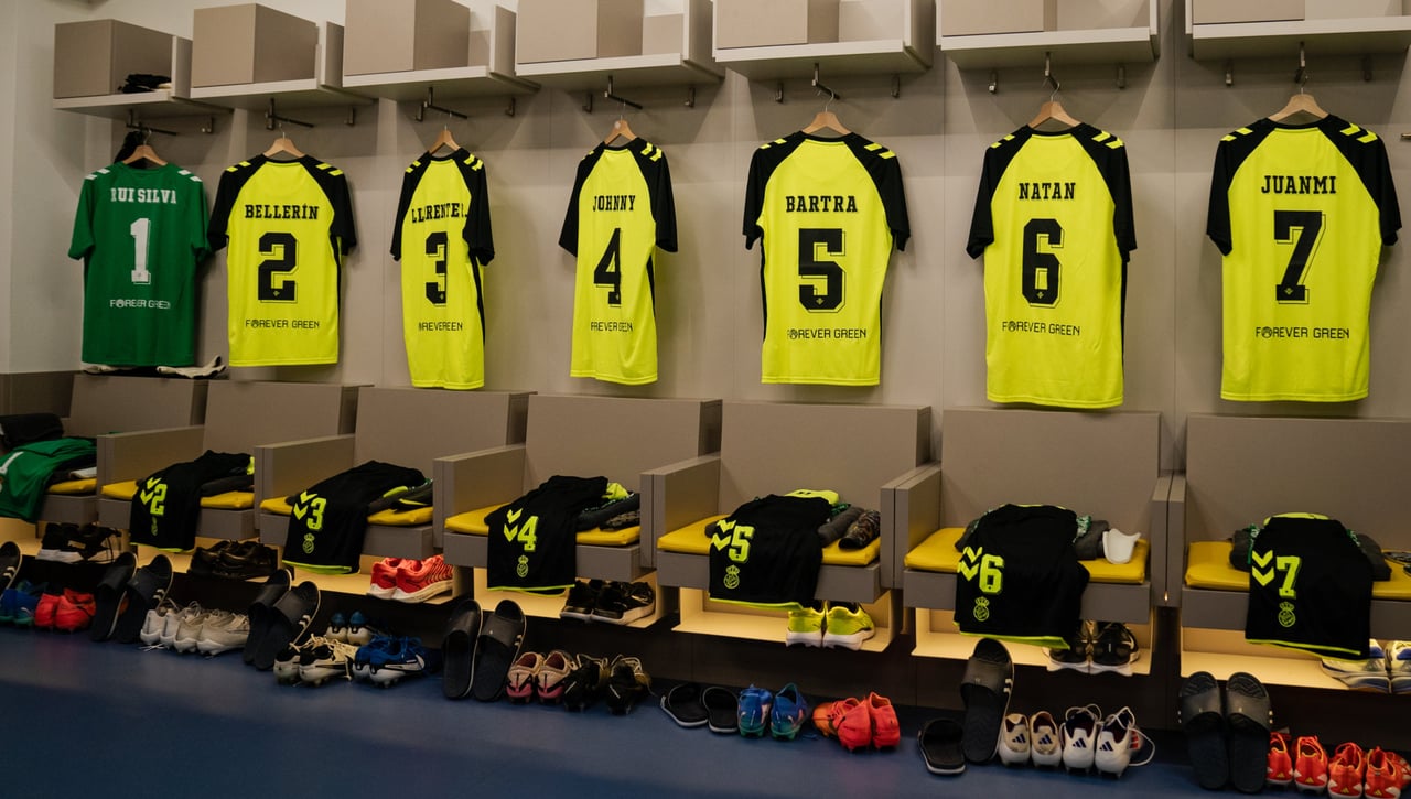 Puntos uno a uno del Real Betis frente al FC Kryvbas en la ida de Conference: del inabordable Llorente al revolucionario Rodri