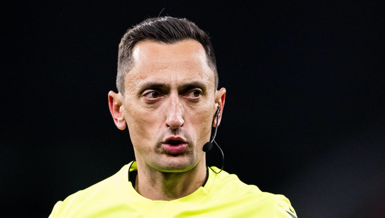 Sánchez Martínez opina sin miedo sobre el VAR y sobre su ascenso a LaLiga EA Sports con Negreira