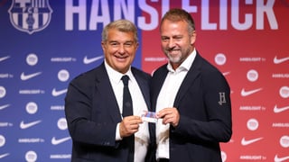 Laporta desliza el futuro de Hansi Flick en una noche histórica en el Camp Nou: "le hace mucha ilusión ser el entrenador de un estadio de 105.000 espectadores"