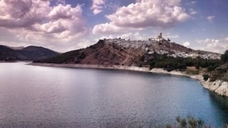 El pantano más grande de Andalucía que se encuentra desbordado