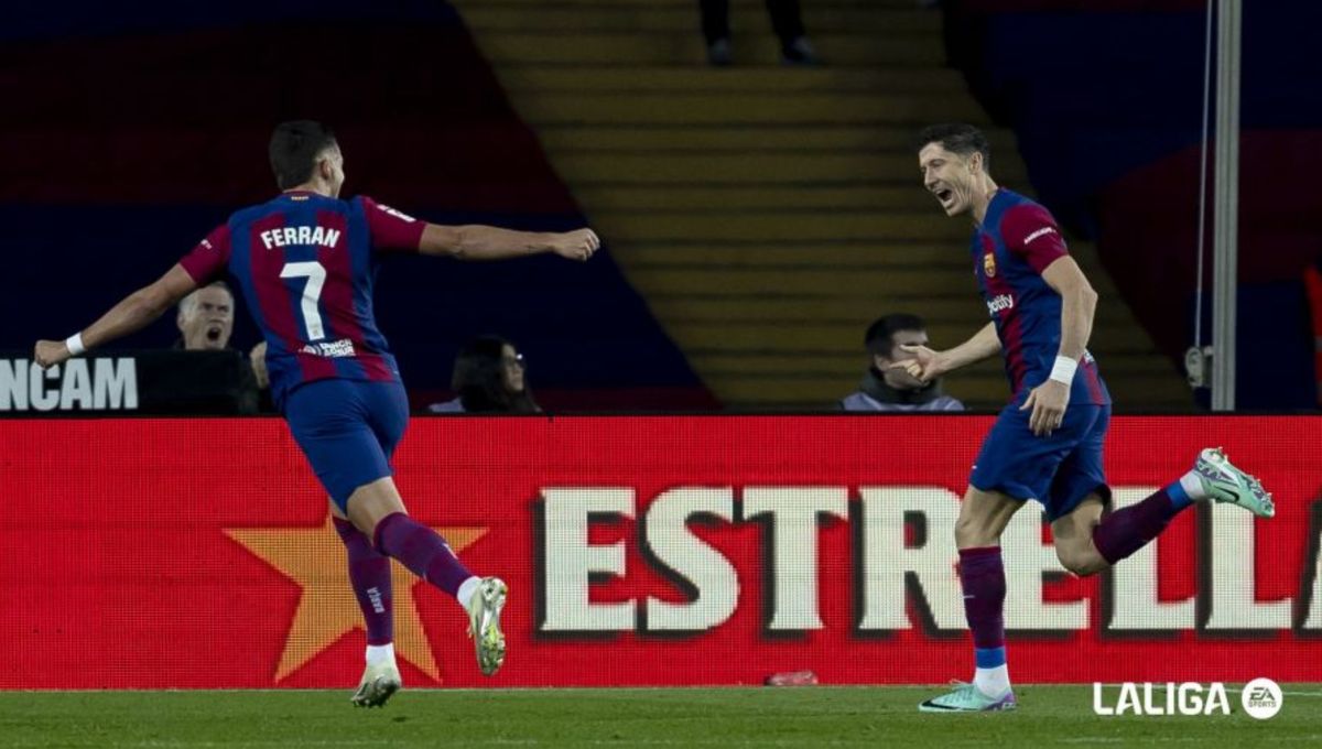 FC Barcelona 2-1 Deportivo Alavés: Lewandowski salva los muebles en otro mal partido