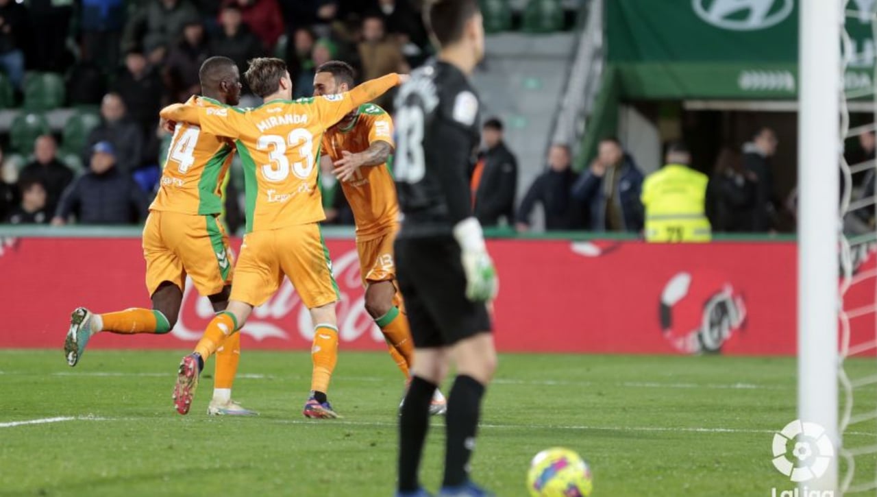 El mejor Betis del siglo XXI y con la Champions a tiro de piedra
