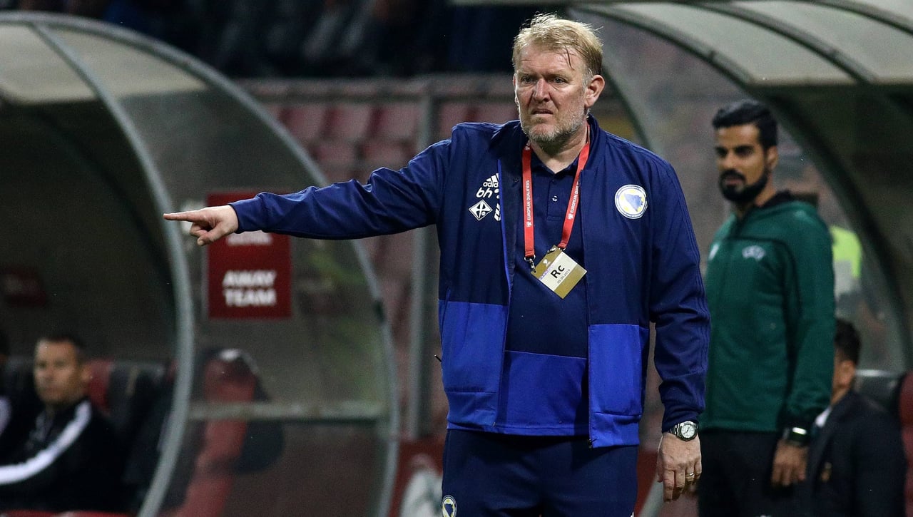 Prosinecki sorprende con su nuevo equipo