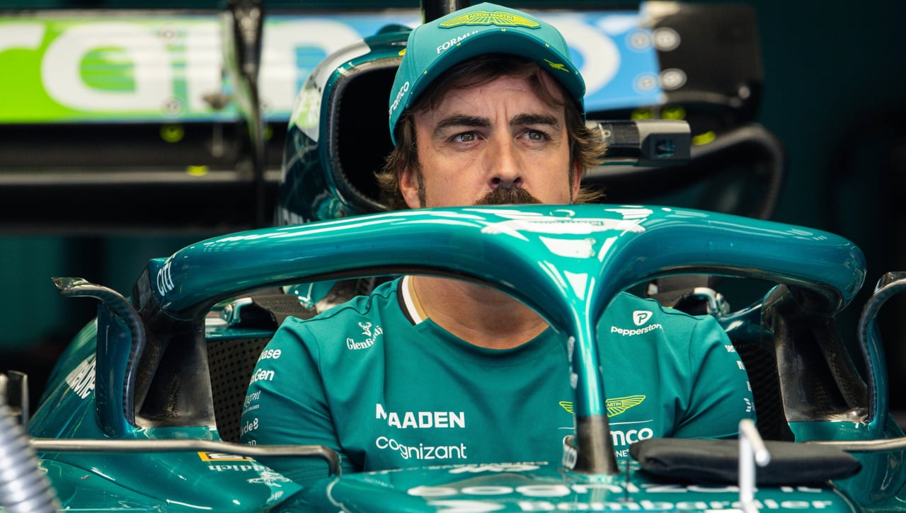 Fernando Alonso obra el milagro en Hungría