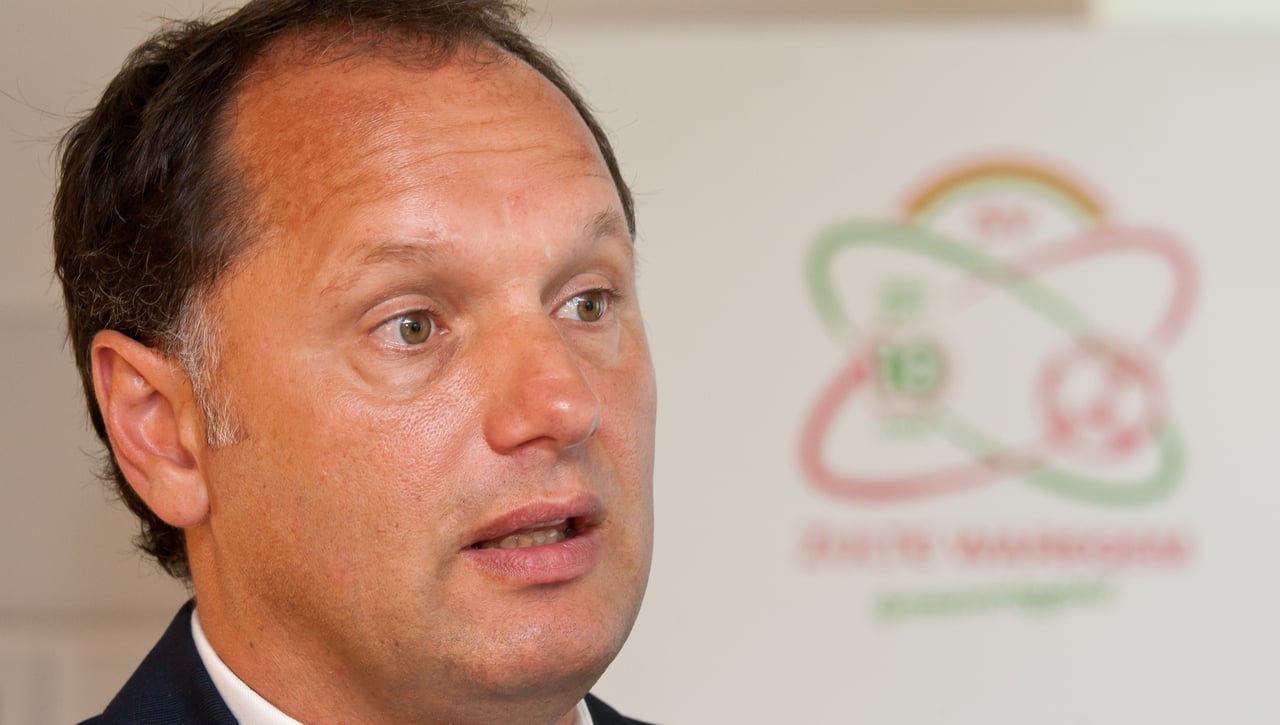 El Valencia, en conversaciones con Hans Gillhaus