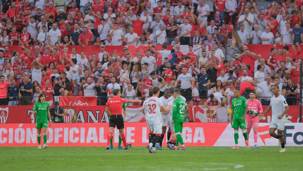 Una incógnita para el Betis y una buena noticia para el Sevilla