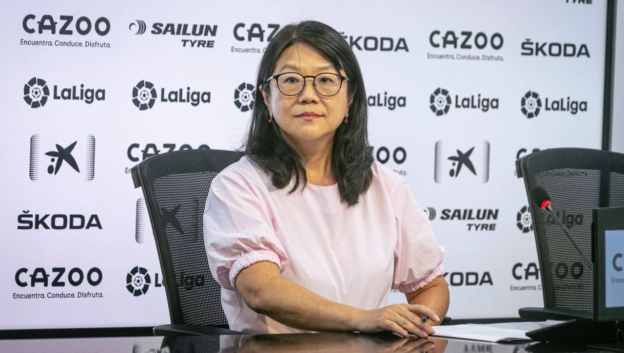 La Junta del Valencia explota contra Lim: "Maltrató a empleados y aficionados"