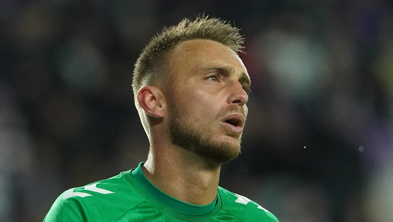 Cillessen busca nuevo equipo y su destino podría estar en LaLiga Hypermotion