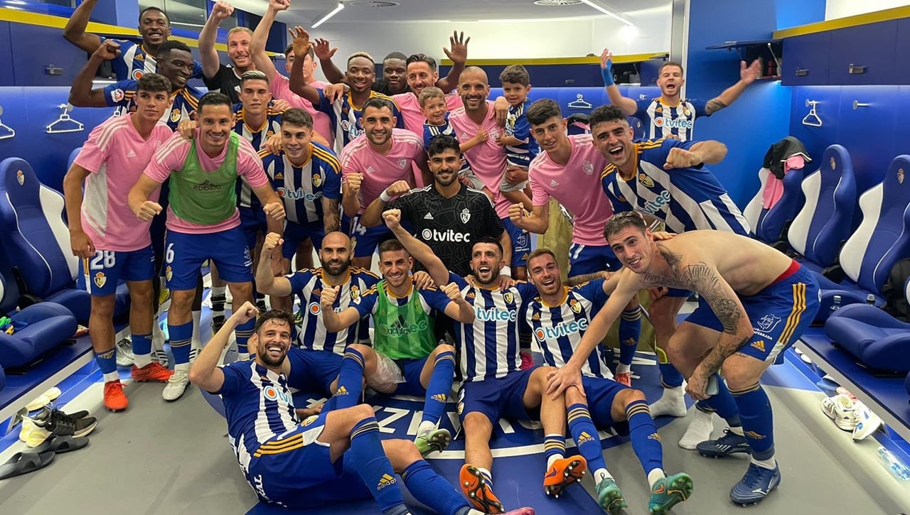 El futbolista al que quieren Sporting de Gijón y Oviedo