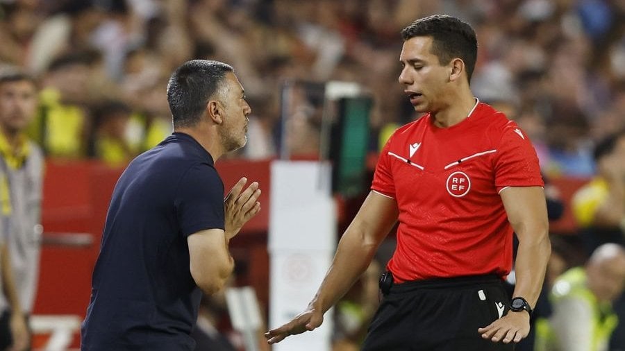 García Pimienta lanza un mensaje a la afición y aclara qué espera en la recta final del mercado