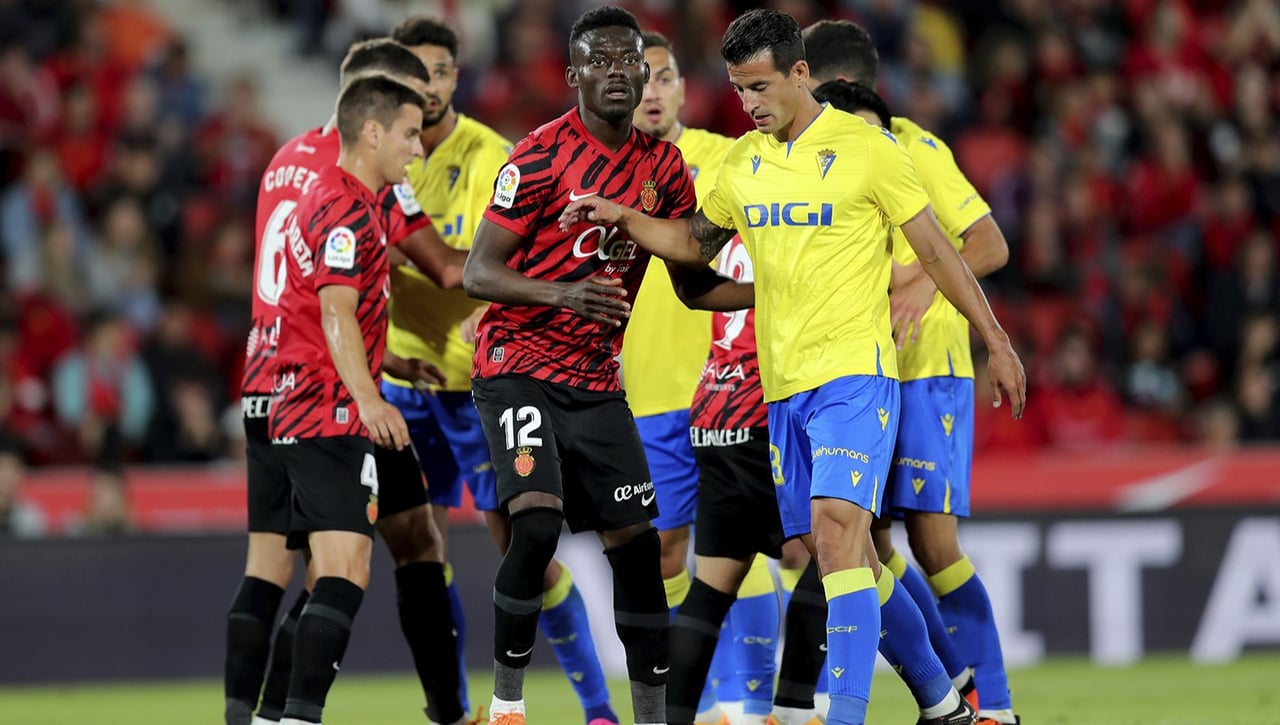 Se confirma un aplazamiento en Primera división y los aficionados se indignan