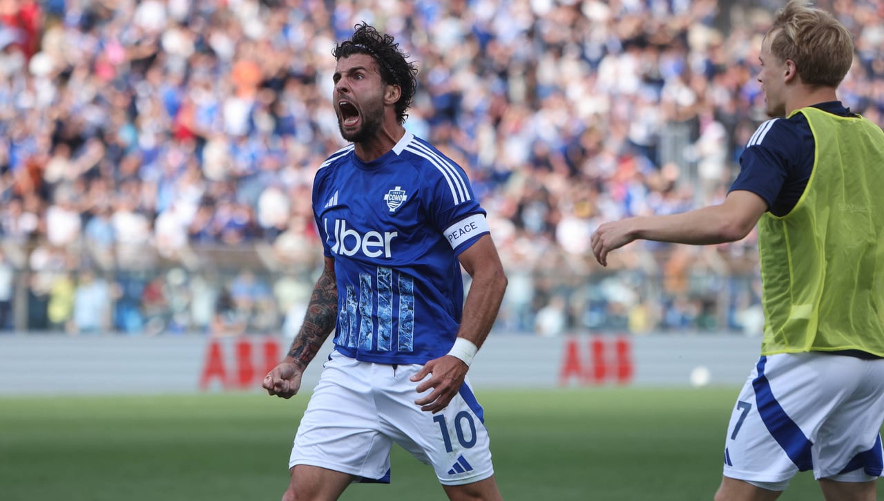 Cordón pregunta por Cutrone para el ataque