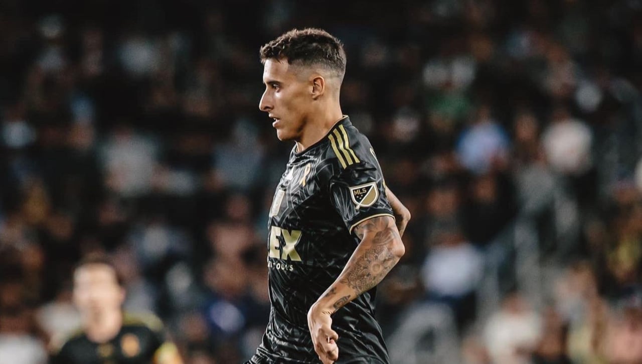 Cristian Tello se ofrece