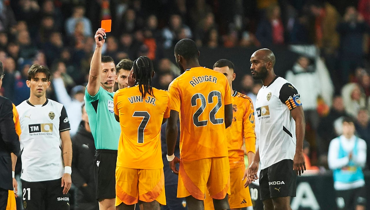 La polémica con Soto Grado, árbitro del Real Madrid - Barcelona