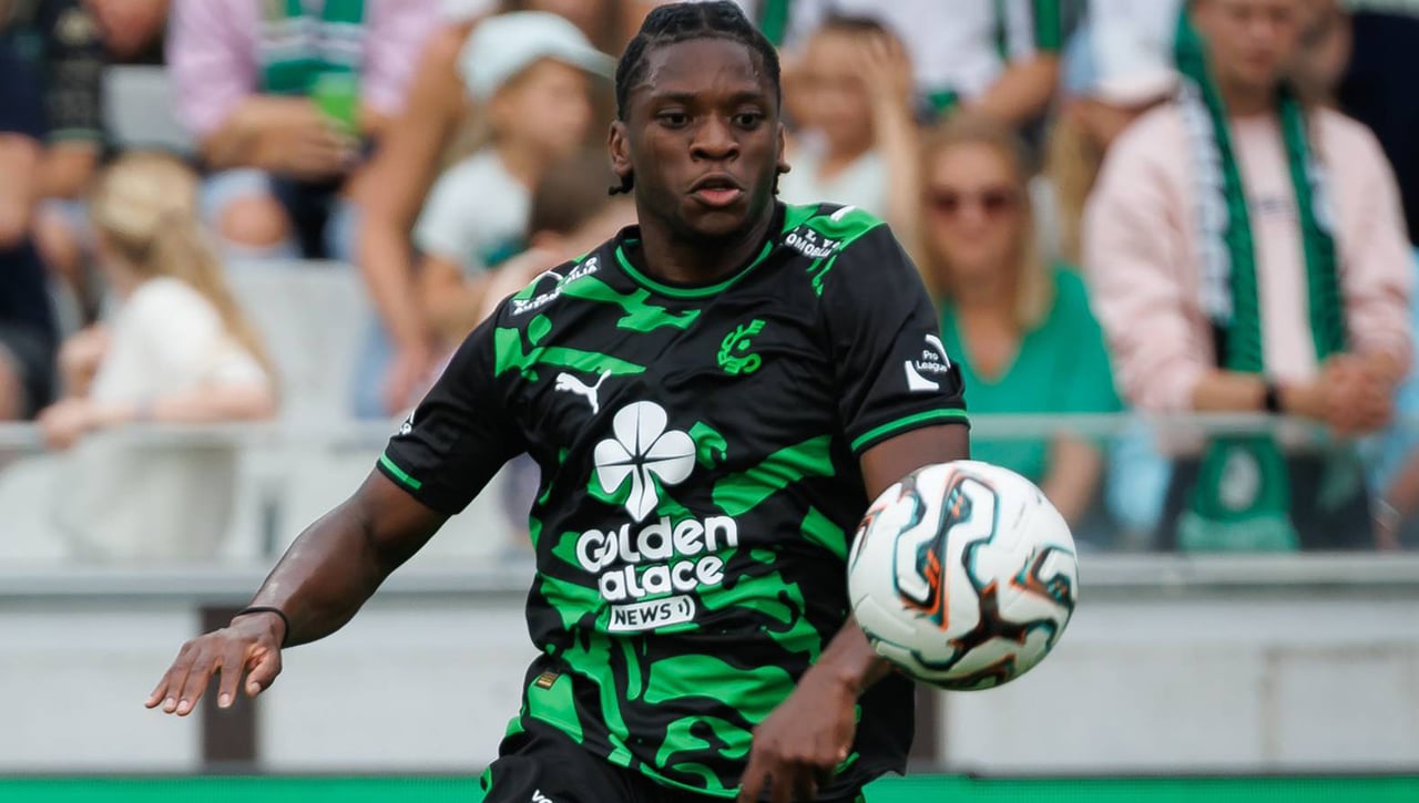 Irrumpe en la lista del Betis para sustituir a Ricardo Rodríguez