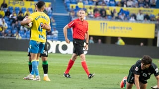 Si sólo fuera el penalti... Los otros agravios de los que se quejan en Heliópolis... y Cádiz