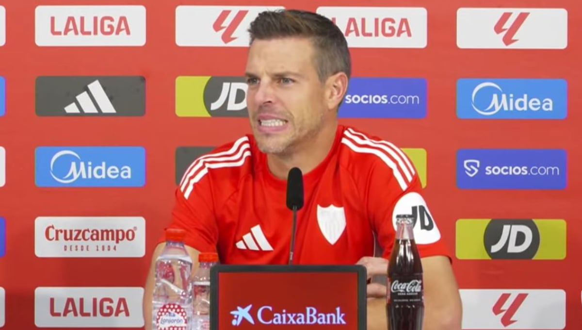 Azpilicueta analiza los tiempos de su lesión, el "partido especial" ante Osasuna y su futuro en el Sevilla FC: "Aún no está hecho"