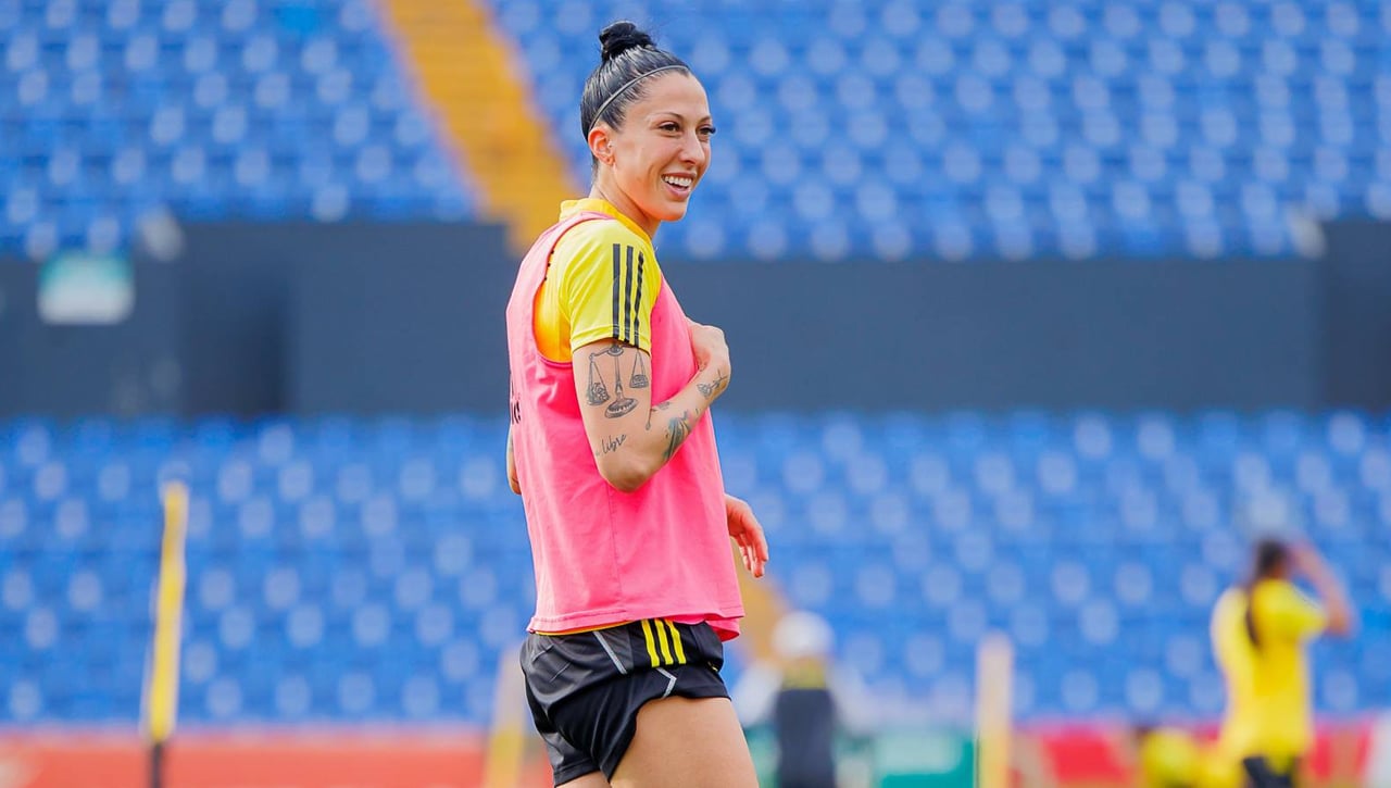 Jenni Hermoso sigue con 'su fiesta' en México