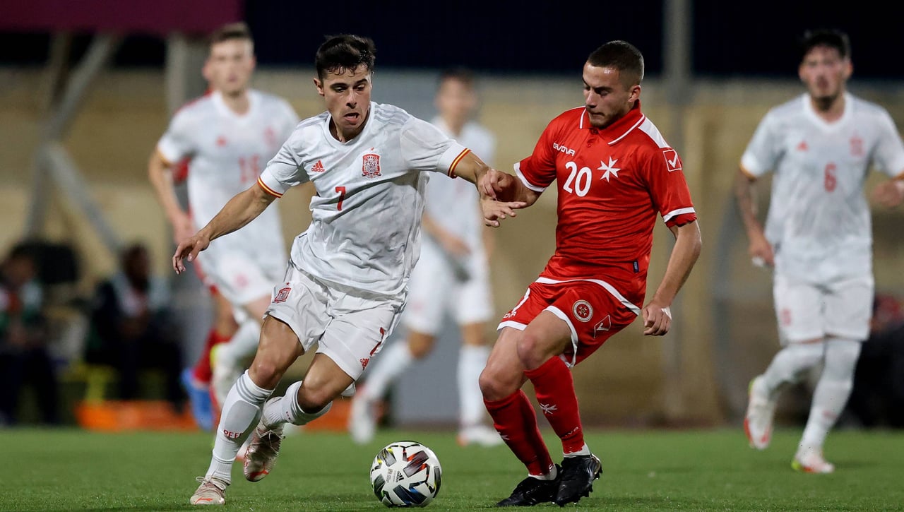 Preguntan por Ez Abde y se complica una alternativa de futuro