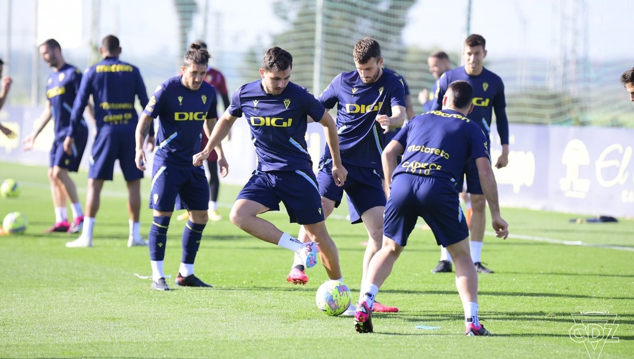 Sergio González prepara al Cádiz para el encuentro ante el Sevilla