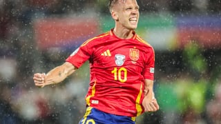 Dani Olmo, al caer