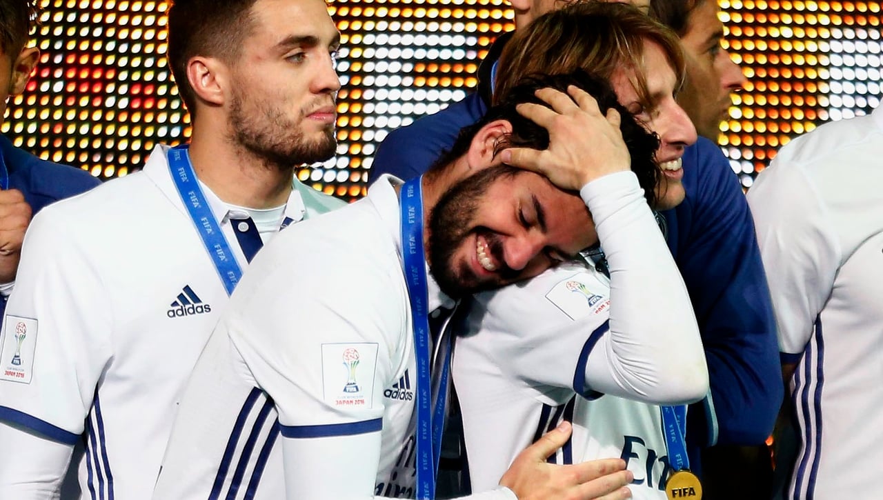 Ex del Real Madrid y mito del Betis sale en defensa de Isco y Modric  