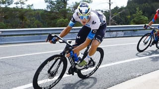 El pelotazo del Movistar Team, a un paso