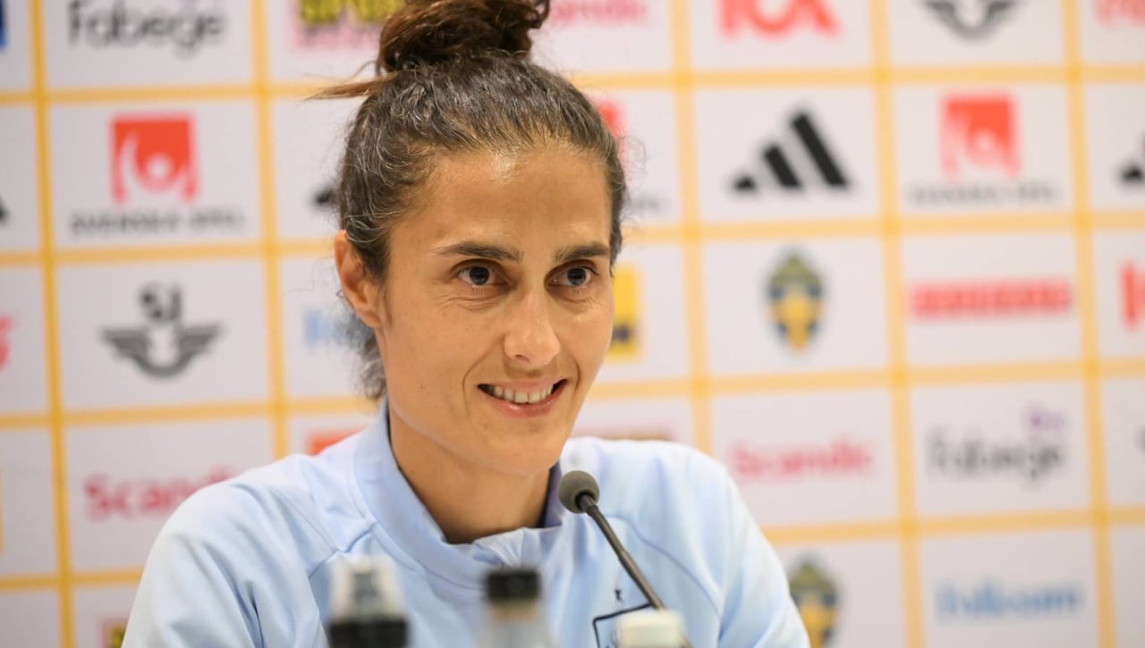 Montse Tomé se toma la revancha y también hace historia con España