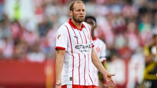 Blind se lesiona y deja bajo mínimos la defensa del Girona