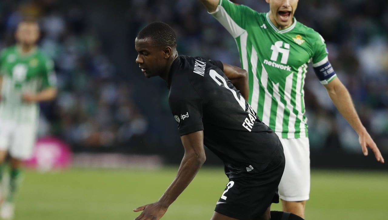 El Eintracht le pone precio al deseado N'Dicka