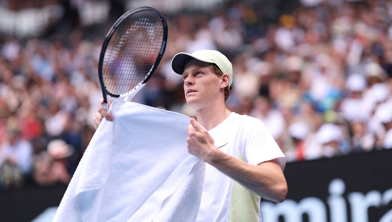Jannik Sinner se esconde tras sus problemas de salud