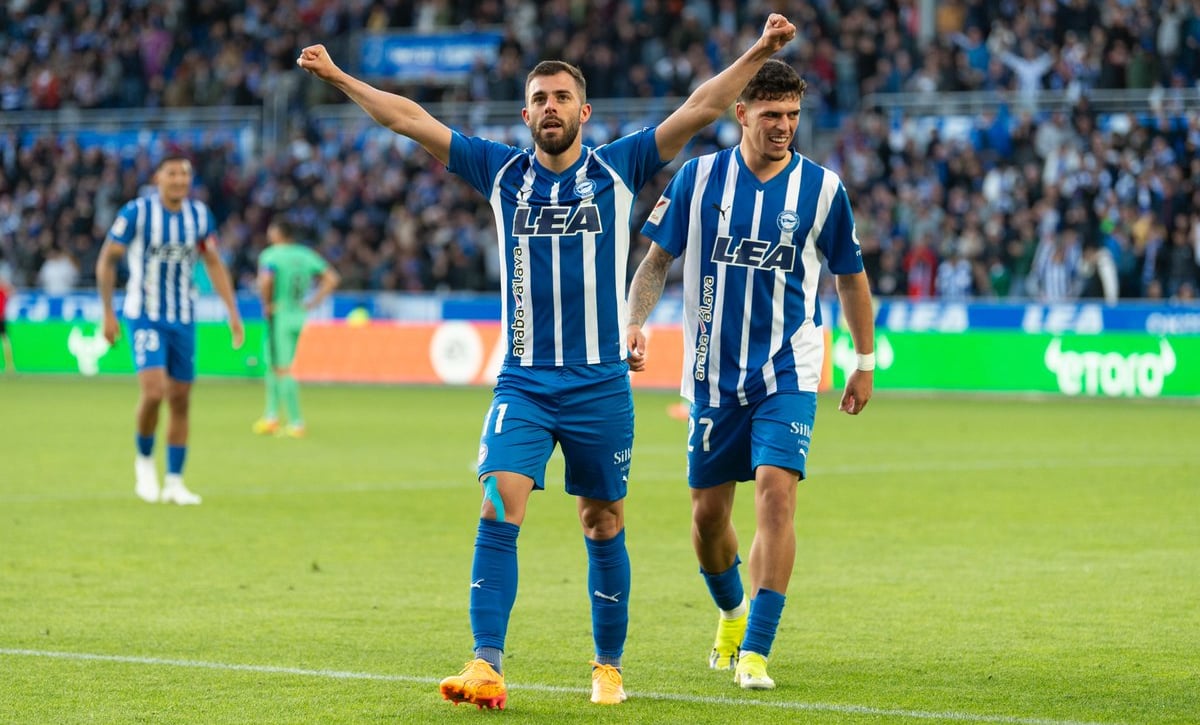 Osasuna, opción para Luis Rioja ante la complicada operación con el Valencia