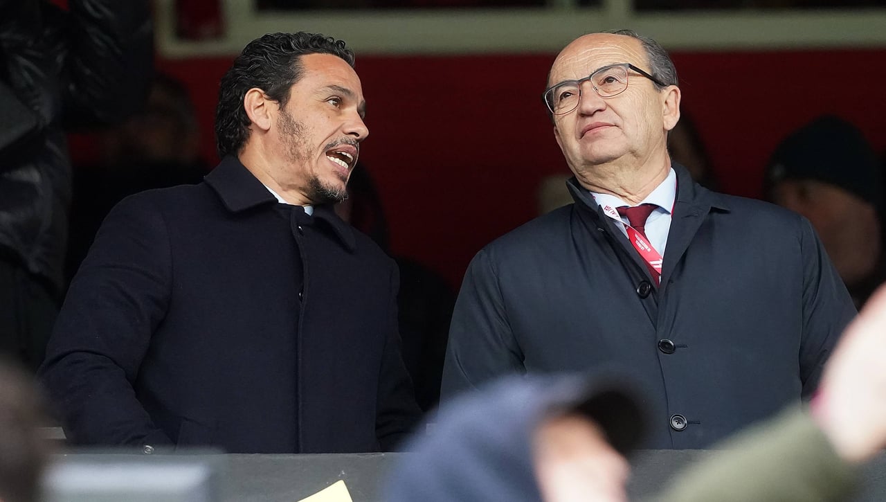 El Sevilla incrementa su deuda y amplía un préstamo millonario con Goldman Sachs