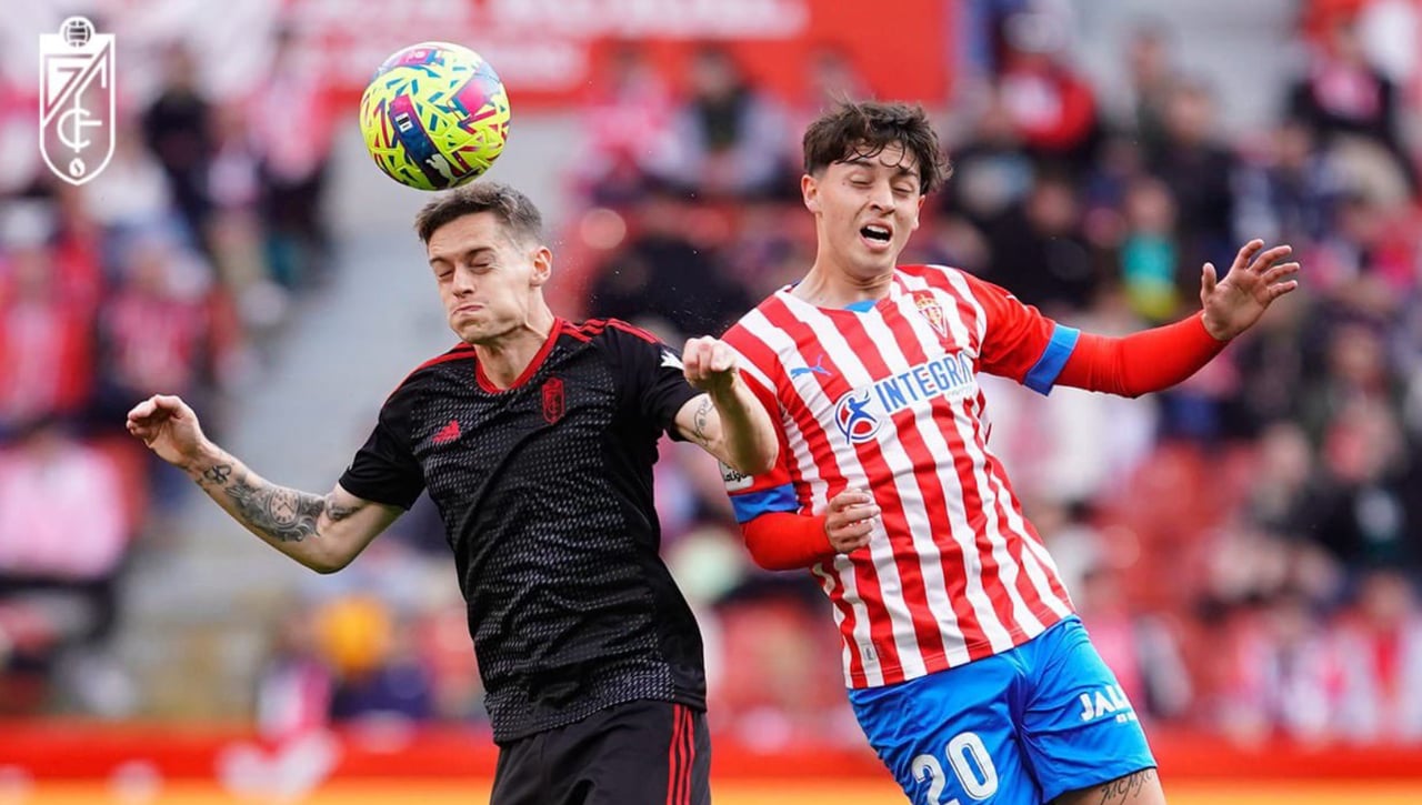 El Granada tropieza en Gijón