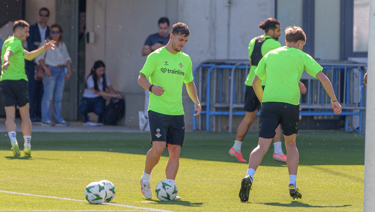 Sorprendente convocatoria del Betis para recibir al Valencia