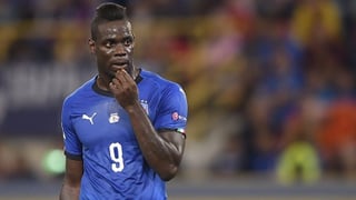 Balotelli ya se paga solo en el Intercity